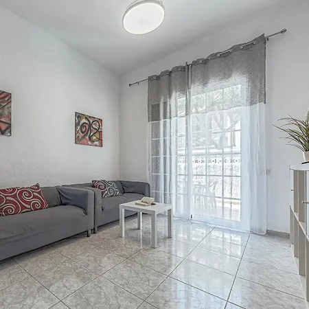 Tenerifeopenhome 3-story Flat Playa Americas Плайя-де-лас-Амерікас