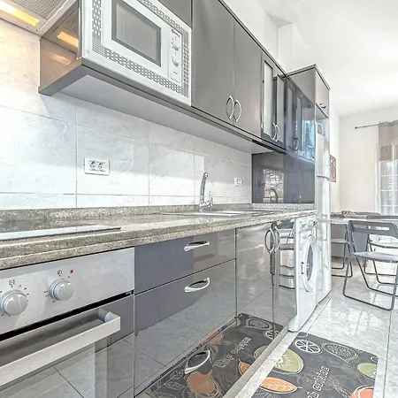 Tenerifeopenhome 3-story Flat Playa Americas Апартаменти