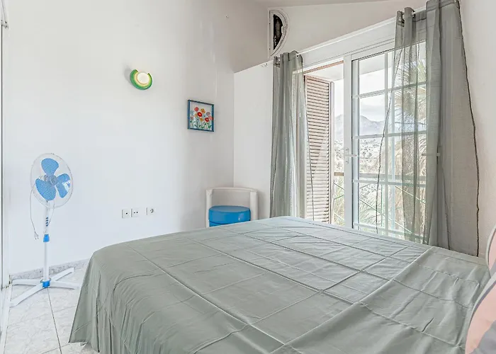 Tenerifeopenhome 3-story Flat Playa Americas 아파트 플라야데라스아메리카스